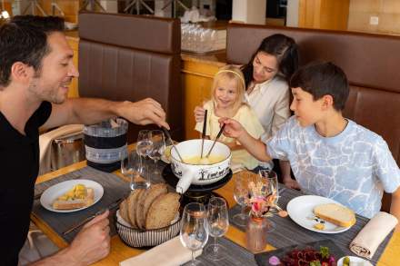 Fondue en famille
