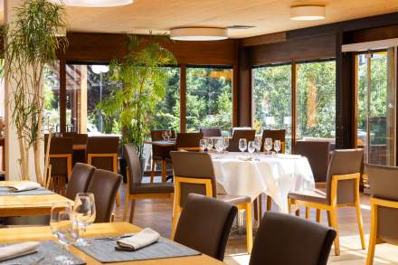 Restaurant avec Terrasse Charmey · Le Bistro · Hôtel Cailler