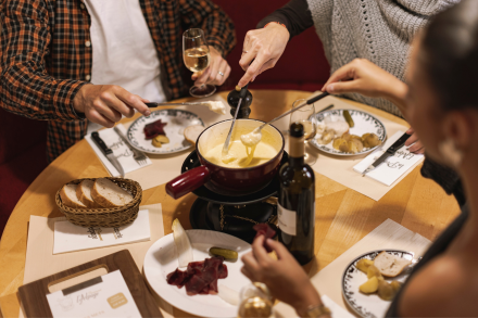 Restaurant L'Alpage Charmey · Hôtel Cailler